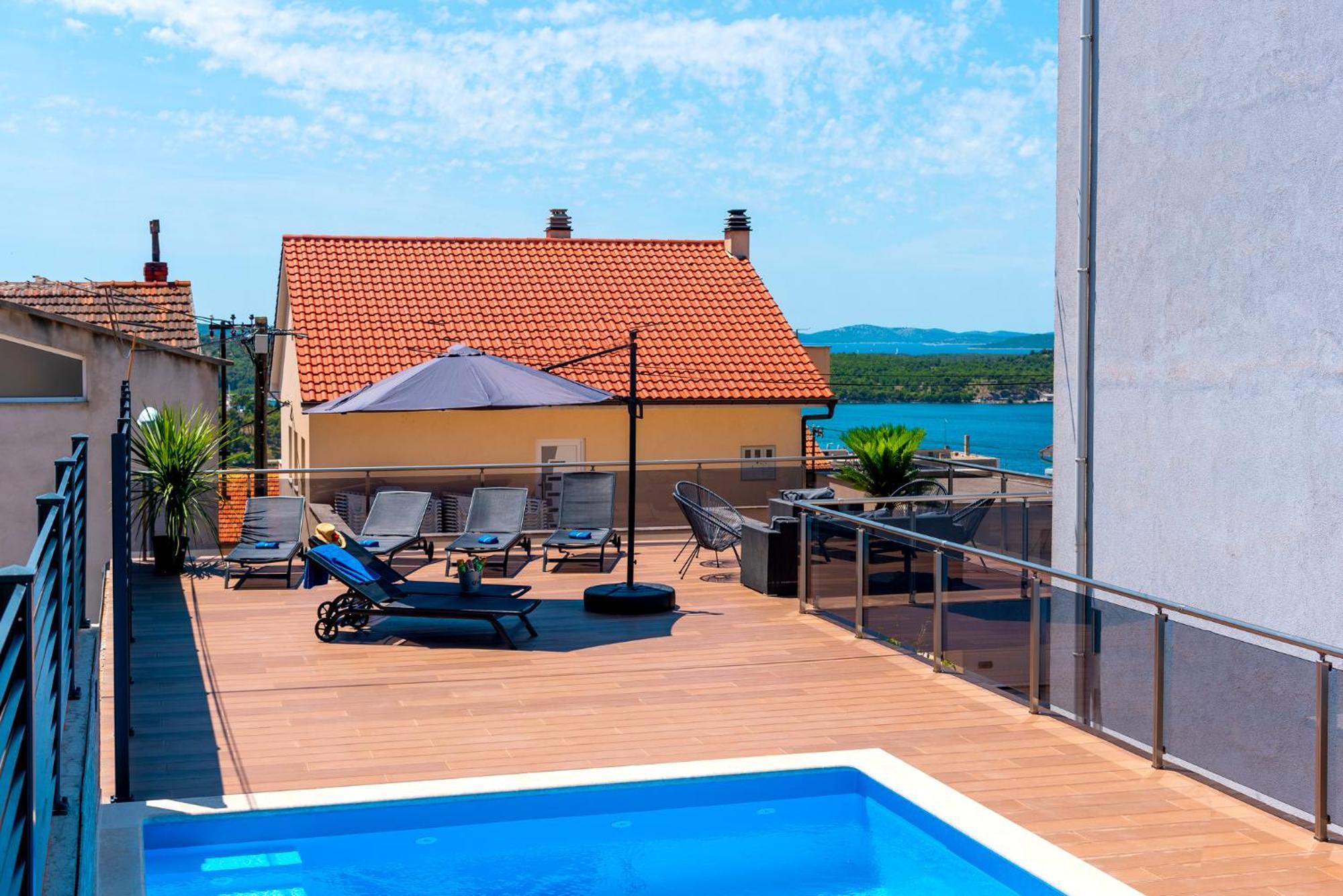 Pool Me Up! Appartement Šibenik Buitenkant foto